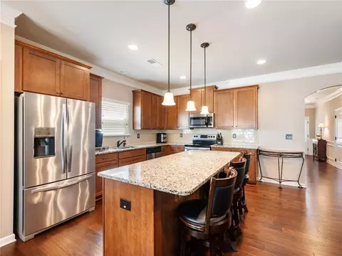 374 Eagles Bluff Way, Hoschton, GA 30548