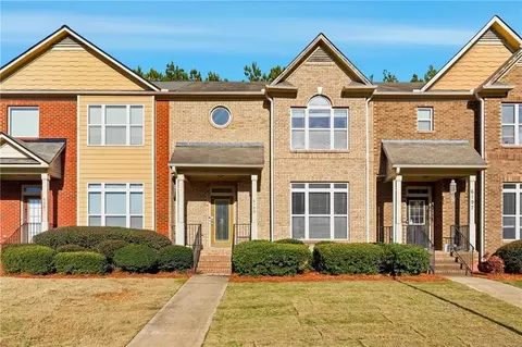 6199 Thorncrest Dr, Tucker, GA 30084