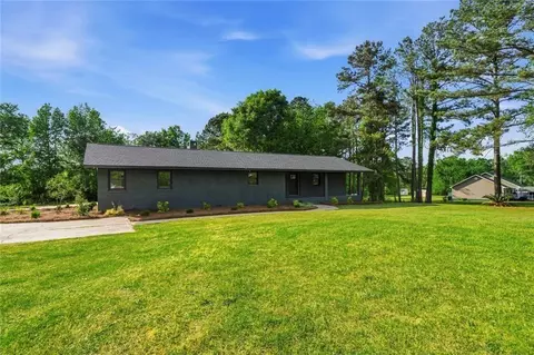2128 N Jefferson St NE, Milledgeville, GA 31061