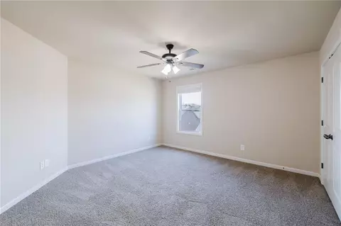 Bedroom - 3562 Fallen Oak Dr, Buford, GA 30519 photo 4 of 12