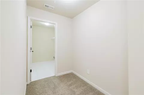 Entry Way - 3562 Fallen Oak Dr, Buford, GA 30519 photo 8 of 13