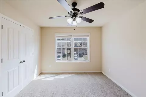 Bedroom - 3562 Fallen Oak Dr, Buford, GA 30519 photo 7 of 12