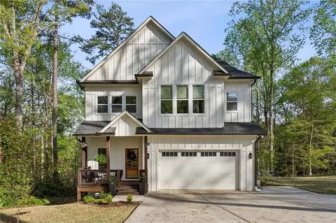 450 Cherokee St, Canton, GA 30114