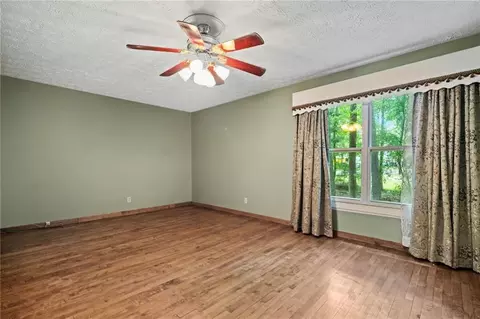 Bedroom - 1996 Thomas Rd, Canton, GA 30115 photo 2 of 7
