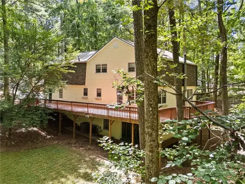 Exterior - 1996 Thomas Rd, Canton, GA 30115 photo 5 of 6