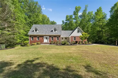 14030 Cogburn Rd, Milton, GA 30004