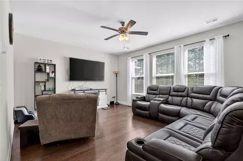 1817 Highland Creek Dr, Monroe, GA 30656