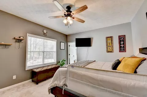 Bedroom - 1555 Lower River Rd, Covington, GA 30016 photo 4 of 13