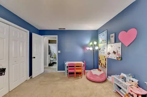 Bedroom - 1555 Lower River Rd, Covington, GA 30016 photo 10 of 13