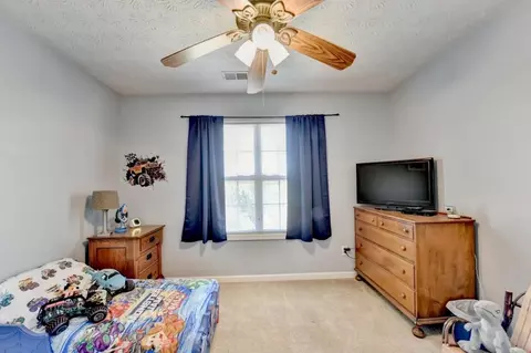 Bedroom - 1555 Lower River Rd, Covington, GA 30016 photo 6 of 13