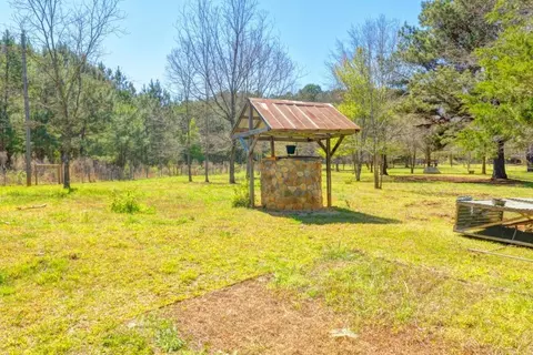 Exterior - 1555 Lower River Rd, Covington, GA 30016 photo 17 of 23