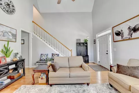 Entry Way - 1555 Lower River Rd, Covington, GA 30016 photo 2 of 3