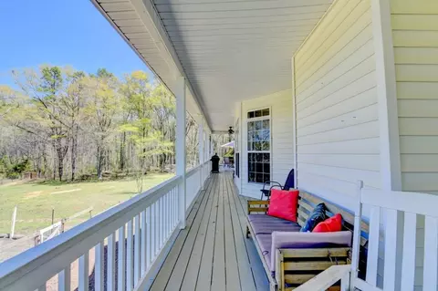 Exterior - 1555 Lower River Rd, Covington, GA 30016 photo 6 of 23