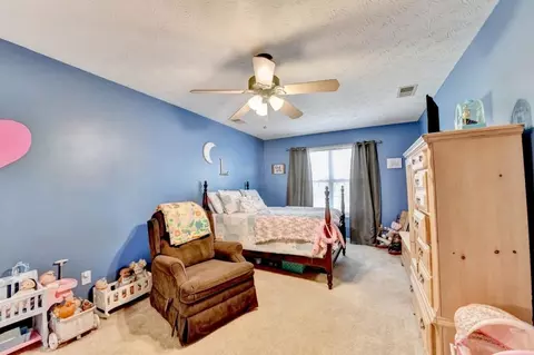 Bedroom - 1555 Lower River Rd, Covington, GA 30016 photo 7 of 13