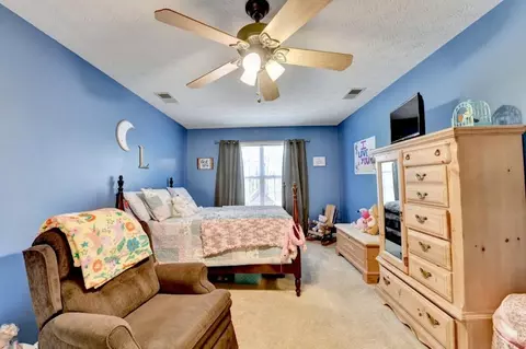 Bedroom - 1555 Lower River Rd, Covington, GA 30016 photo 8 of 13