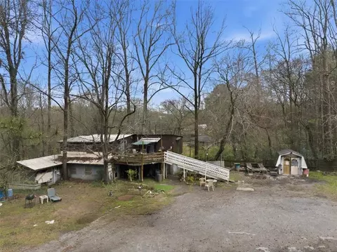 272 Gordon Cir SW, Mableton, GA 30126