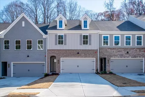 548 Feldspar Way, Lawrenceville, GA 30043
