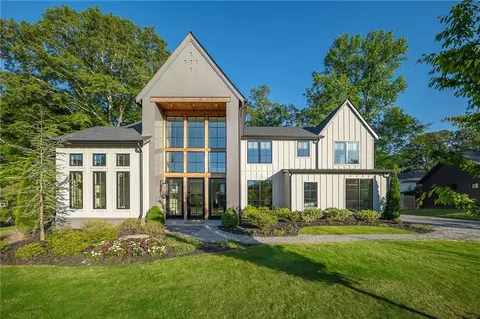 135 Mayfield Cir, Alpharetta, GA 30009