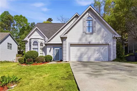 874 Georgian Point Dr, Lawrenceville, GA 30045