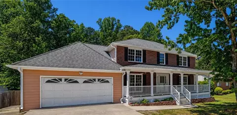 1975 Lakewood Trce, Grayson, GA 30017