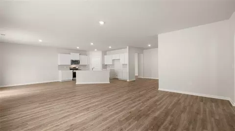 Living - 2242 Edgecombe Ln, Dacula, GA 30019 photo 3 of 6