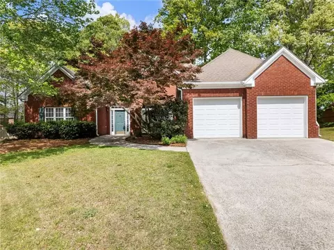 4001 Asheville Ct, Buford, GA 30519