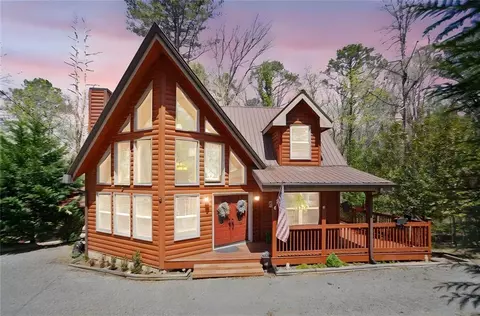 1466 Newport Dr, Ellijay, GA 30540