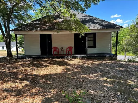 3108 Hollis Rd, Macon, GA 31206