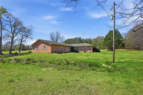 Exterior - 1791 Walnut Ave, Covington, GA 30014 photo 6 of 8