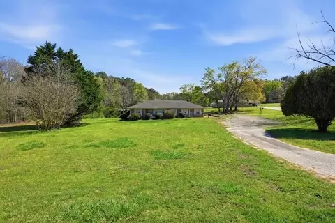 Exterior - 1791 Walnut Ave, Covington, GA 30014 photo 8 of 8