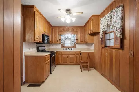 Kitchen - 1791 Walnut Ave, Covington, GA 30014 photo 2 of 2