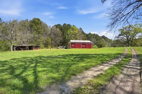 Exterior - 1791 Walnut Ave, Covington, GA 30014 photo 7 of 8