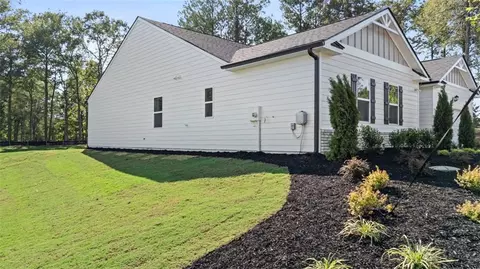 189 Melrose Ct, Jefferson, GA 30549 photo 2