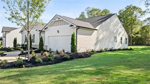 189 Melrose Ct, Jefferson, GA 30549 photo 3
