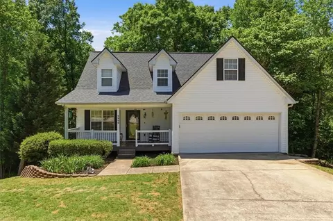 2949 Lake Hollow Rd, Gainesville, GA 30501