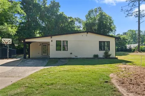 2061 Shady Ln, Tucker, GA 30084