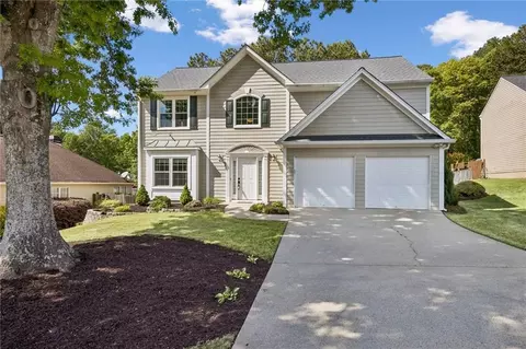806 Norwalk Cv, Lawrenceville, GA 30043