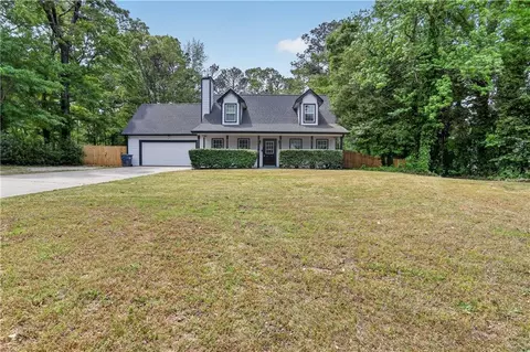 2115 Huntington Dr, Loganville, GA 30052