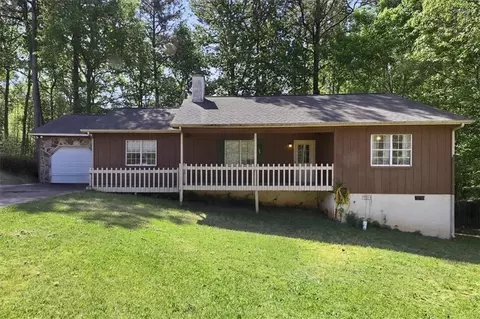 270 Big Bear Ct, Palmetto, GA 30268