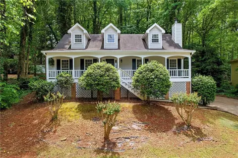 2568 N Arbor Trl, Marietta, GA 30066
