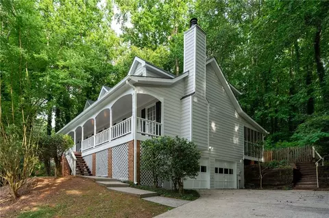 2568 N Arbor Trl, Marietta, GA 30066