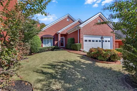 1910 Stockton Walk Ln, Snellville, GA 30078