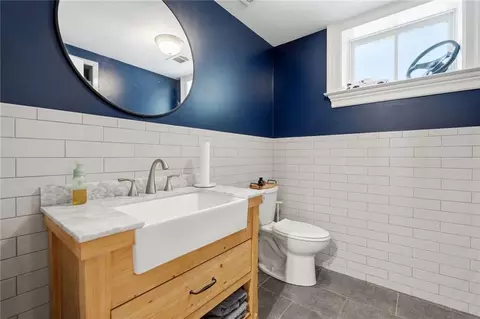 Bath - 3736 Turnberry Ct, Duluth, GA 30096 photo 7 of 7