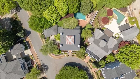 View/Area - 3736 Turnberry Ct, Duluth, GA 30096 photo 3 of 7