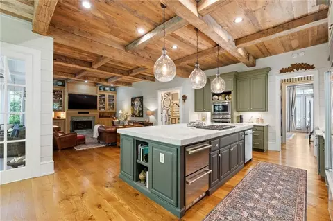 Kitchen - 3736 Turnberry Ct, Duluth, GA 30096 photo 7 of 8