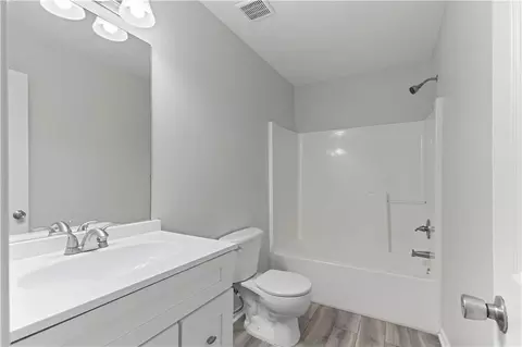 Bath - 150 Fairclift Dr, Covington, GA 30016 photo 4 of 4