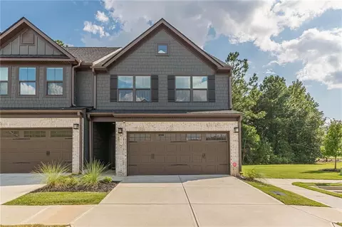 255 Climbing Ivy Cir, Fayetteville, GA 30214