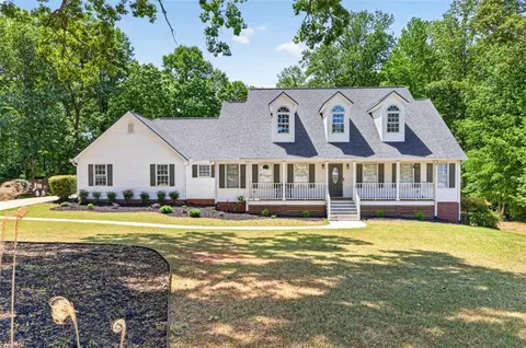 5633 Peace Ave, Braselton, GA 30517