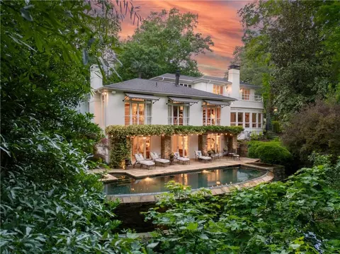 1020 W Wesley Rd, Atlanta, GA 30327