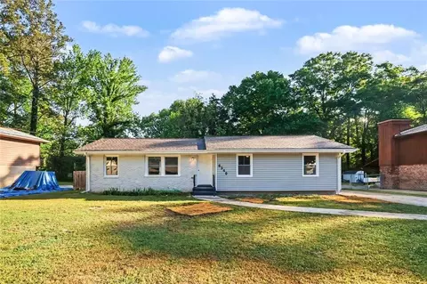6340 Tahoe Dr, Atlanta, GA 30349